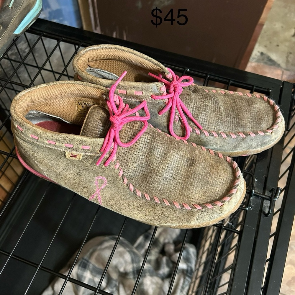 Twisted X Women's Moccasins Brown with Pink Accents